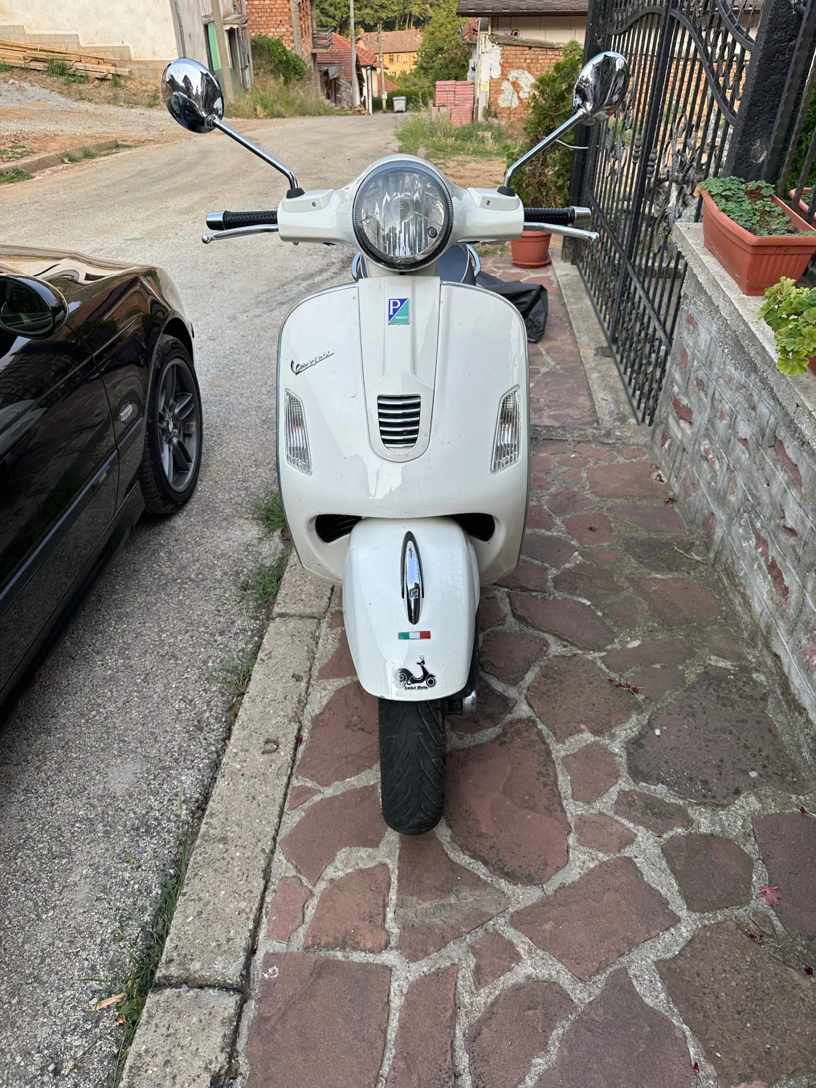 Vespa 300