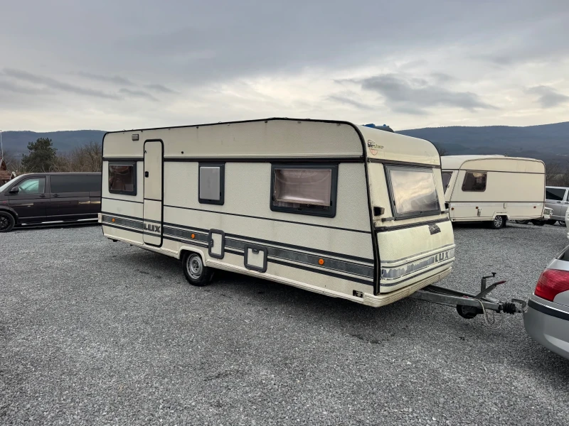 Каравана Fendt, снимка 2 - Каравани и кемпери - 53399152