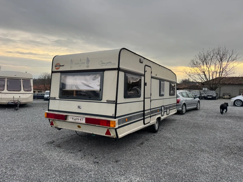 Каравана Fendt, снимка 7 - Каравани и кемпери - 53399152