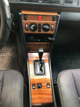 Mercedes-Benz 124 2.0 d, снимка 7