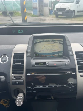 Toyota Prius 1, 5 Hybrid-automatic , снимка 8