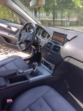 Mercedes-Benz C 220, снимка 6
