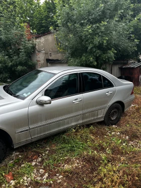 Mercedes-Benz C 220, снимка 2