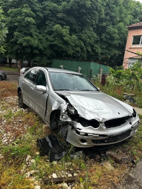 Mercedes-Benz C 220, снимка 7