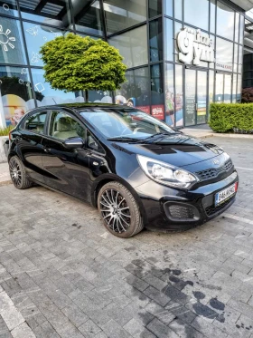 Kia Rio 1.25 | 85 к.с.| ДВУЦВЕТЕН САЛОН | , снимка 2
