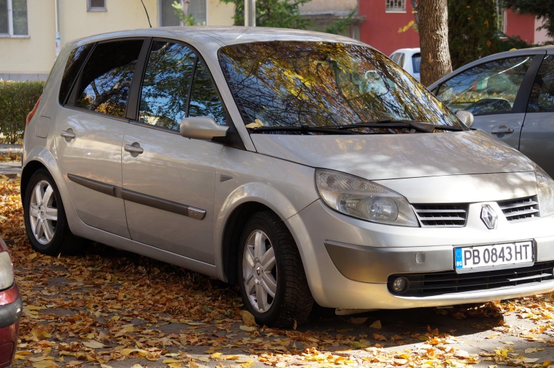 Renault Scenic 1.5 DCI, снимка 1 - Автомобили и джипове - 45871956