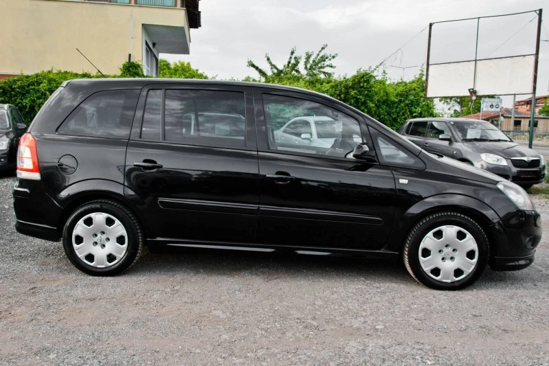 Opel Zafira 1.9 120к.с. дизел , снимка 8 - Автомобили и джипове - 46066862