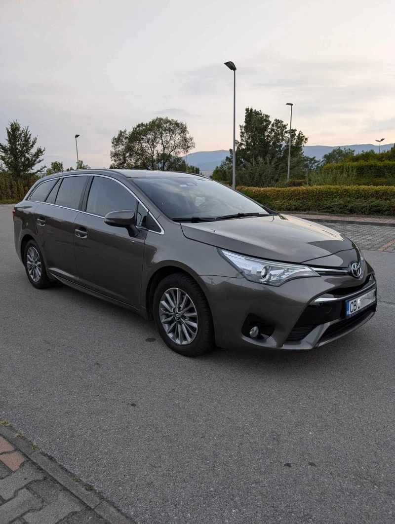 Toyota Avensis, снимка 1 - Автомобили и джипове - 47326780