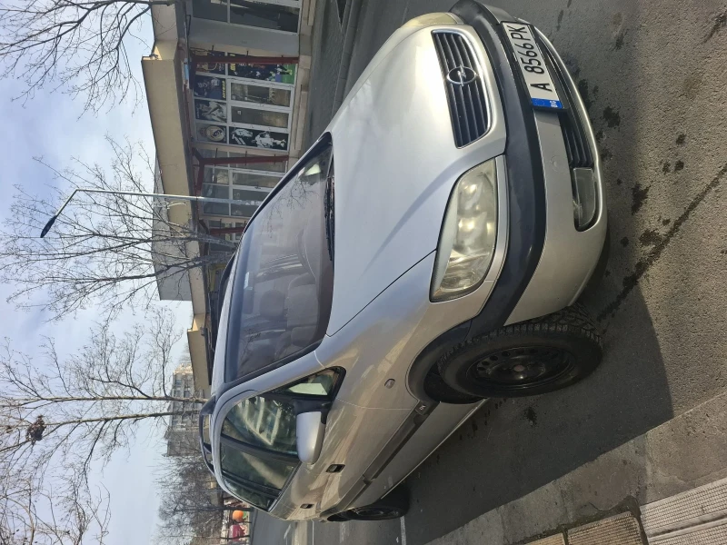 Opel Zafira 1.8, снимка 1 - Автомобили и джипове - 48584534