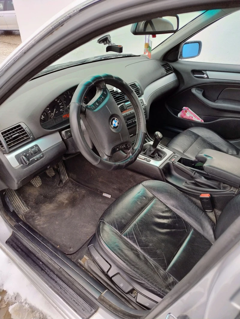 BMW 320 Гаражна, снимка 8 - Автомобили и джипове - 48674444