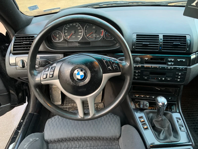 BMW 320, снимка 11 - Автомобили и джипове - 48758500