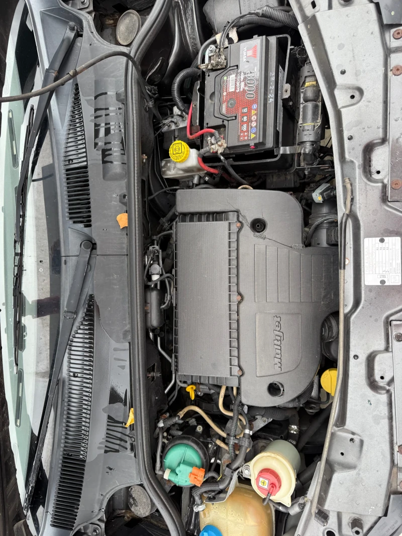 Fiat Doblo 1.3mJet * РЕГИСТРИРАН * ОБСЛУЖЕН * 5 ВРАТИ * , снимка 13 - Автомобили и джипове - 51954105