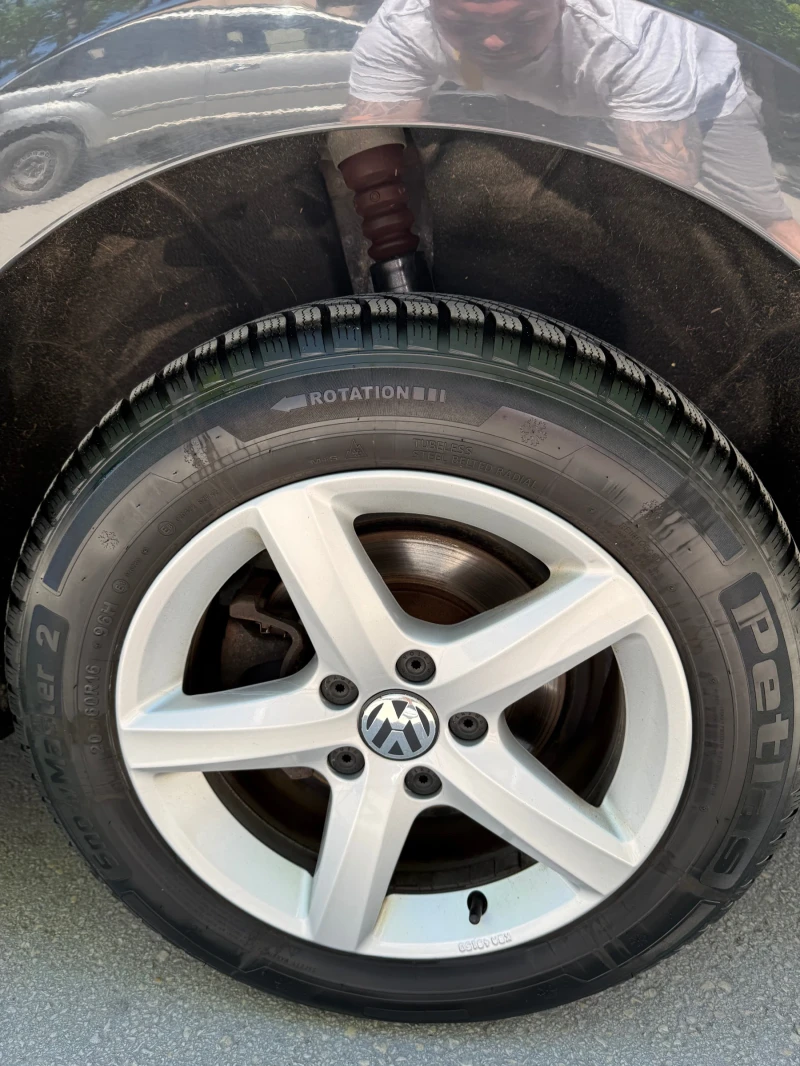 VW Sharan 2.0 TDI, снимка 9 - Автомобили и джипове - 52220692