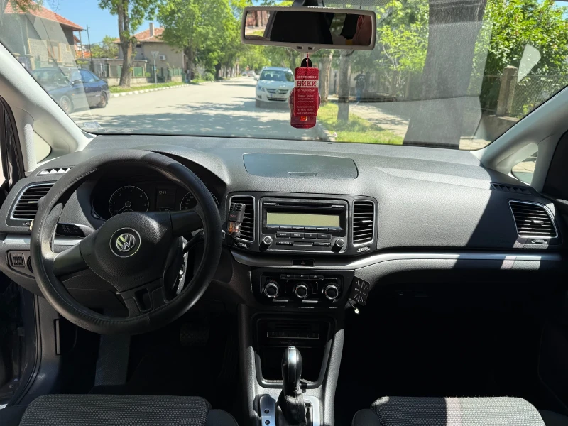 VW Sharan 2.0 TDI, снимка 8 - Автомобили и джипове - 52220692