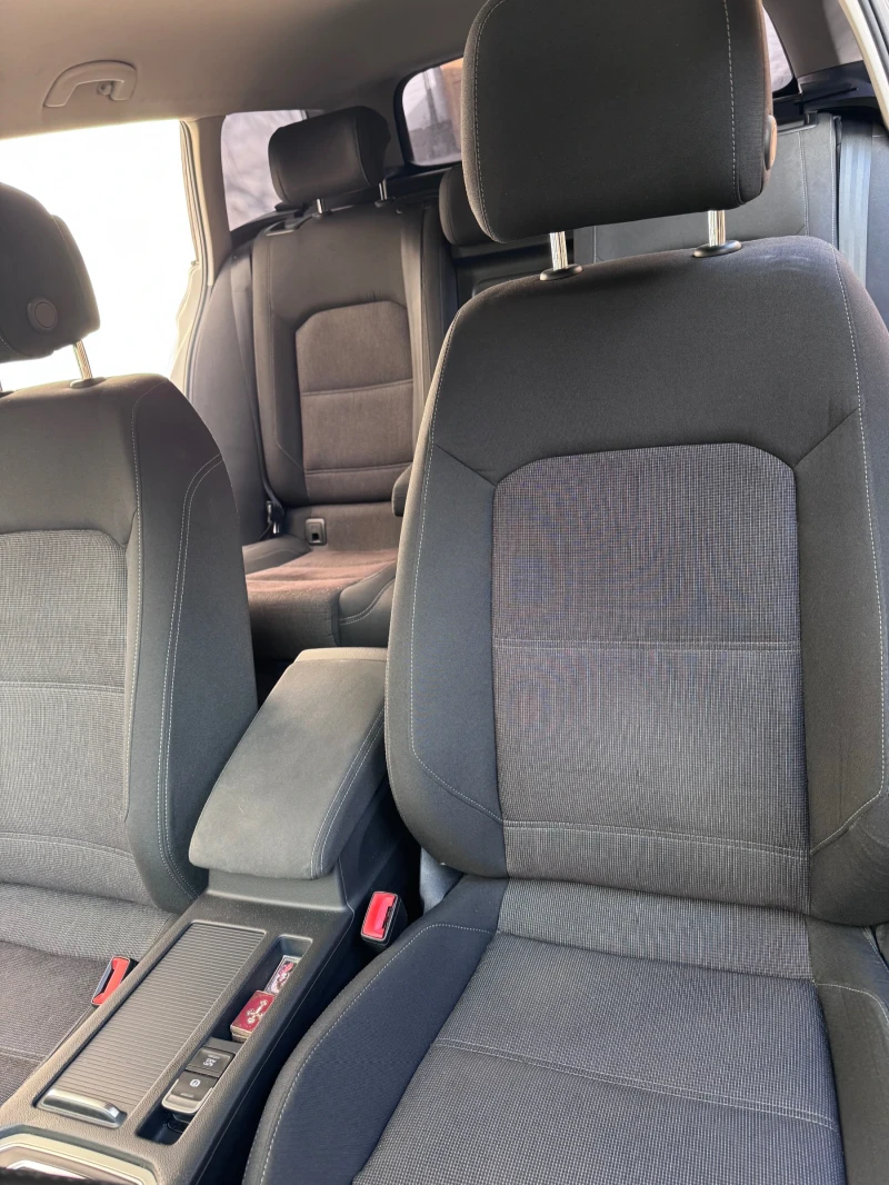 VW Passat, снимка 11 - Автомобили и джипове - 52462811