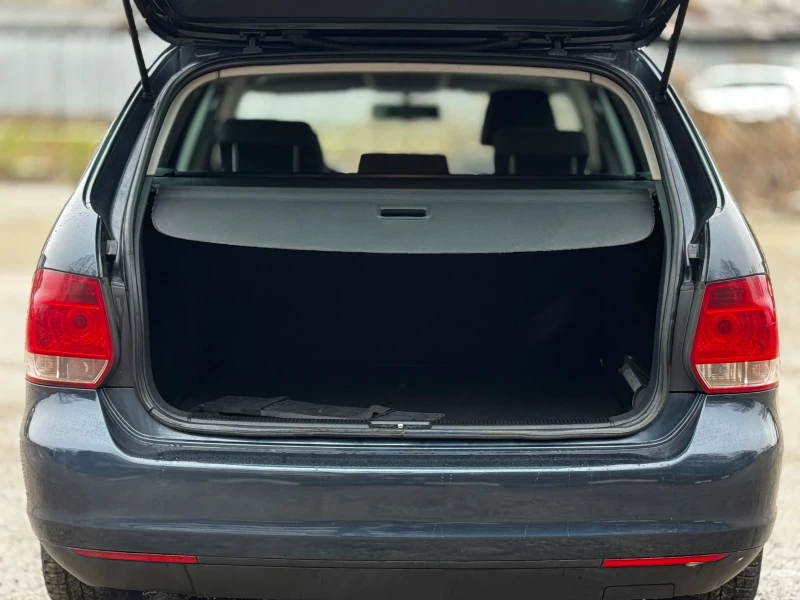 VW Golf Variant 1.9TDI/ИТАЛИЯ, снимка 15 - Автомобили и джипове - 52885490