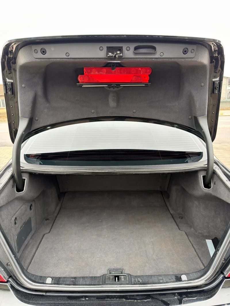 Mercedes-Benz E 320, снимка 9 - Автомобили и джипове - 53215236