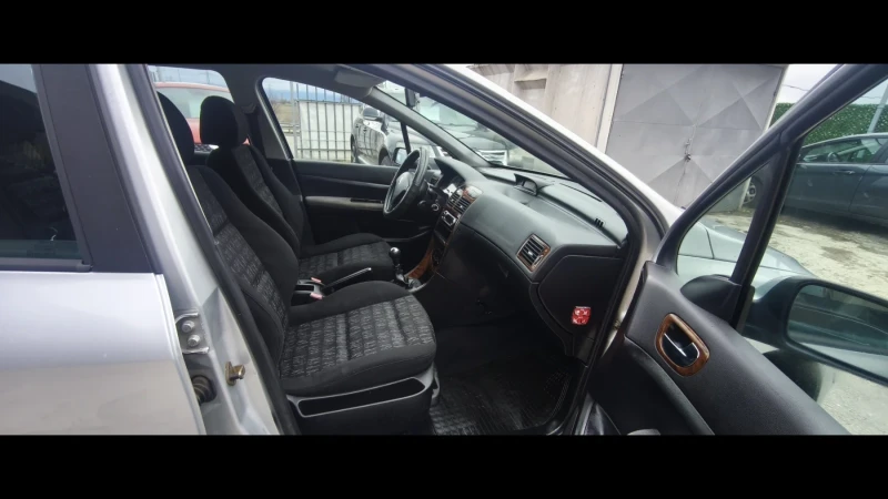 Peugeot 307 1.6i-110к.с Регистрирана 118х.км GPL, снимка 10 - Автомобили и джипове - 53433542