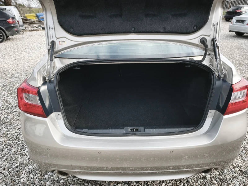 Subaru Legacy Sedan Limited, снимка 8 - Автомобили и джипове - 53507601