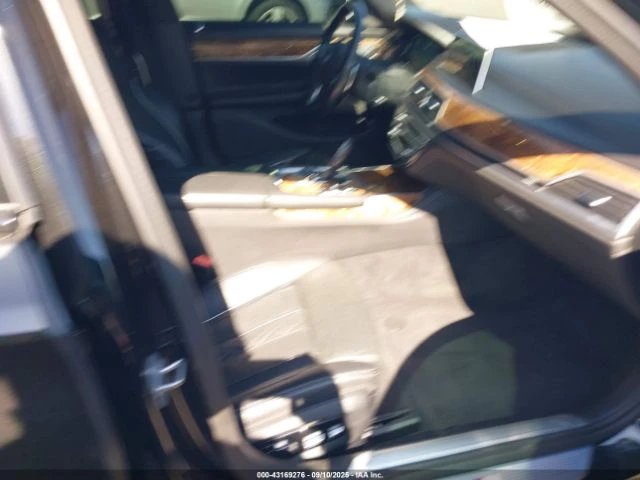 BMW 750 M Sport - изображение 4