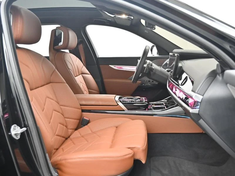 BMW 740 740I xDrive M Sports Limited, снимка 10 - Автомобили и джипове - 55959527