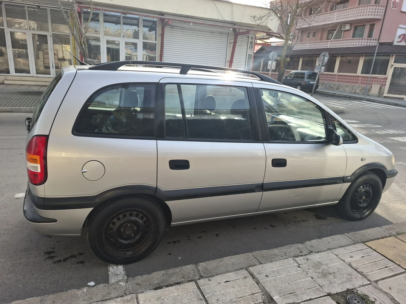 Opel Zafira 1.8 - изображение 2