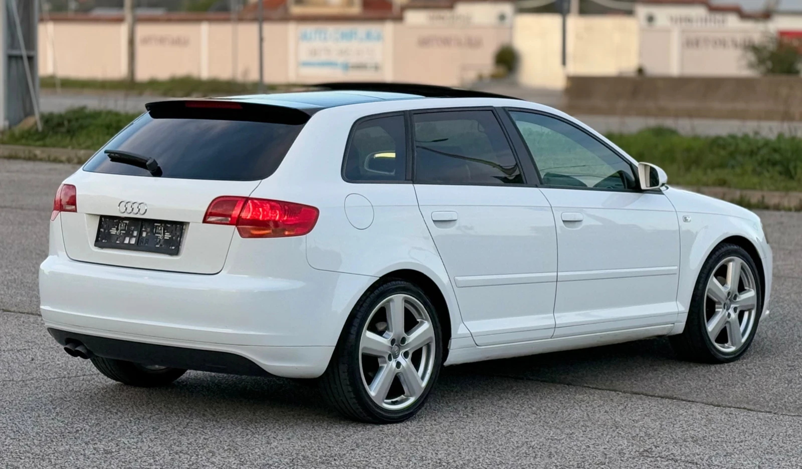 Audi A3 1.9TDi 105к.с * 3xS-Line* * DSG* * Панорама*  - изображение 6