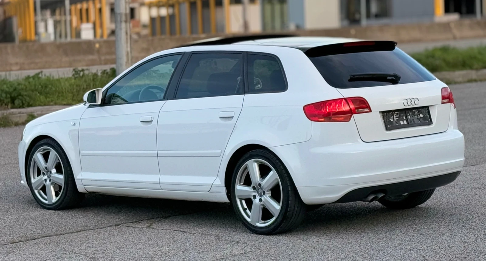 Audi A3 1.9TDi 105к.с * 3xS-Line* * DSG* * Панорама*  - изображение 4