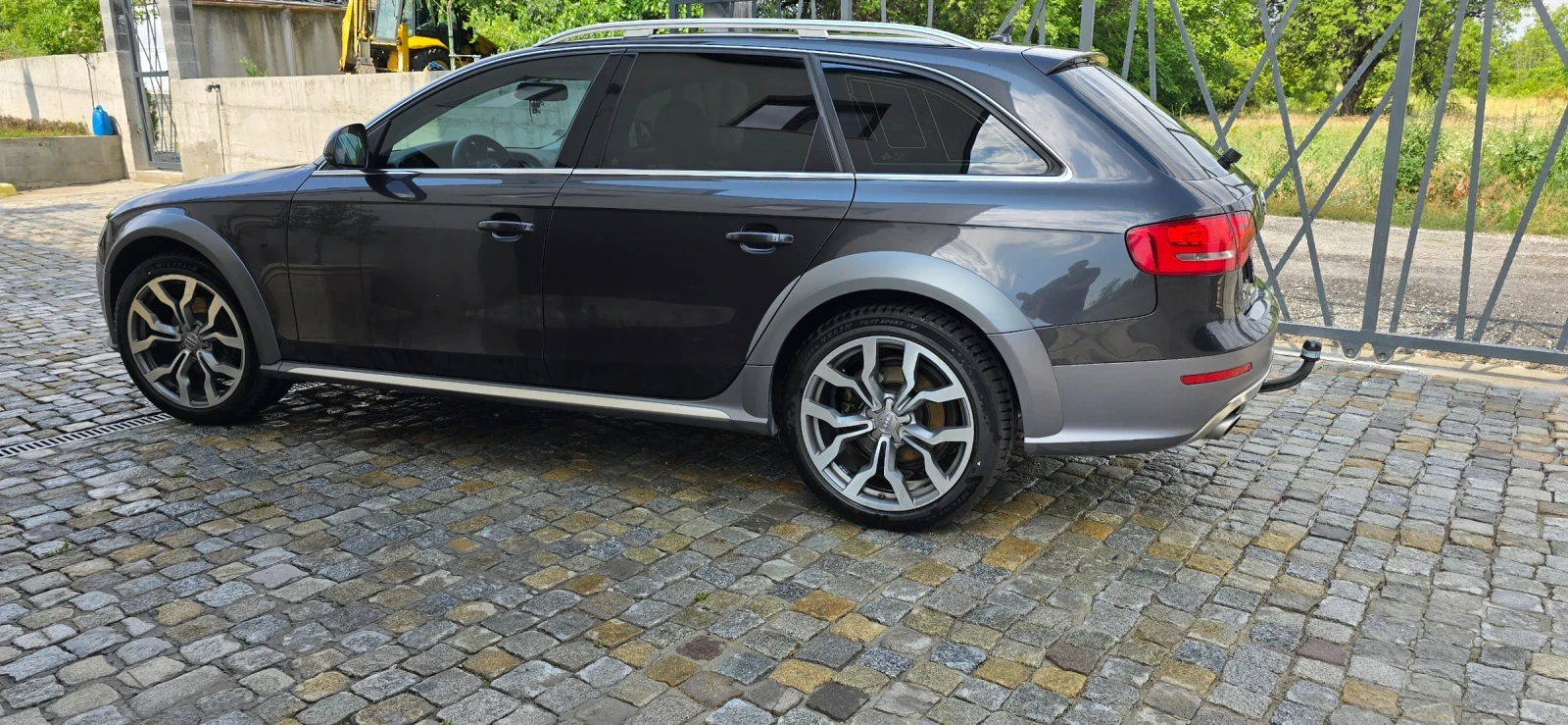 Audi A4 Allroad BANG&Olufsen 3.0 TDI - изображение 3