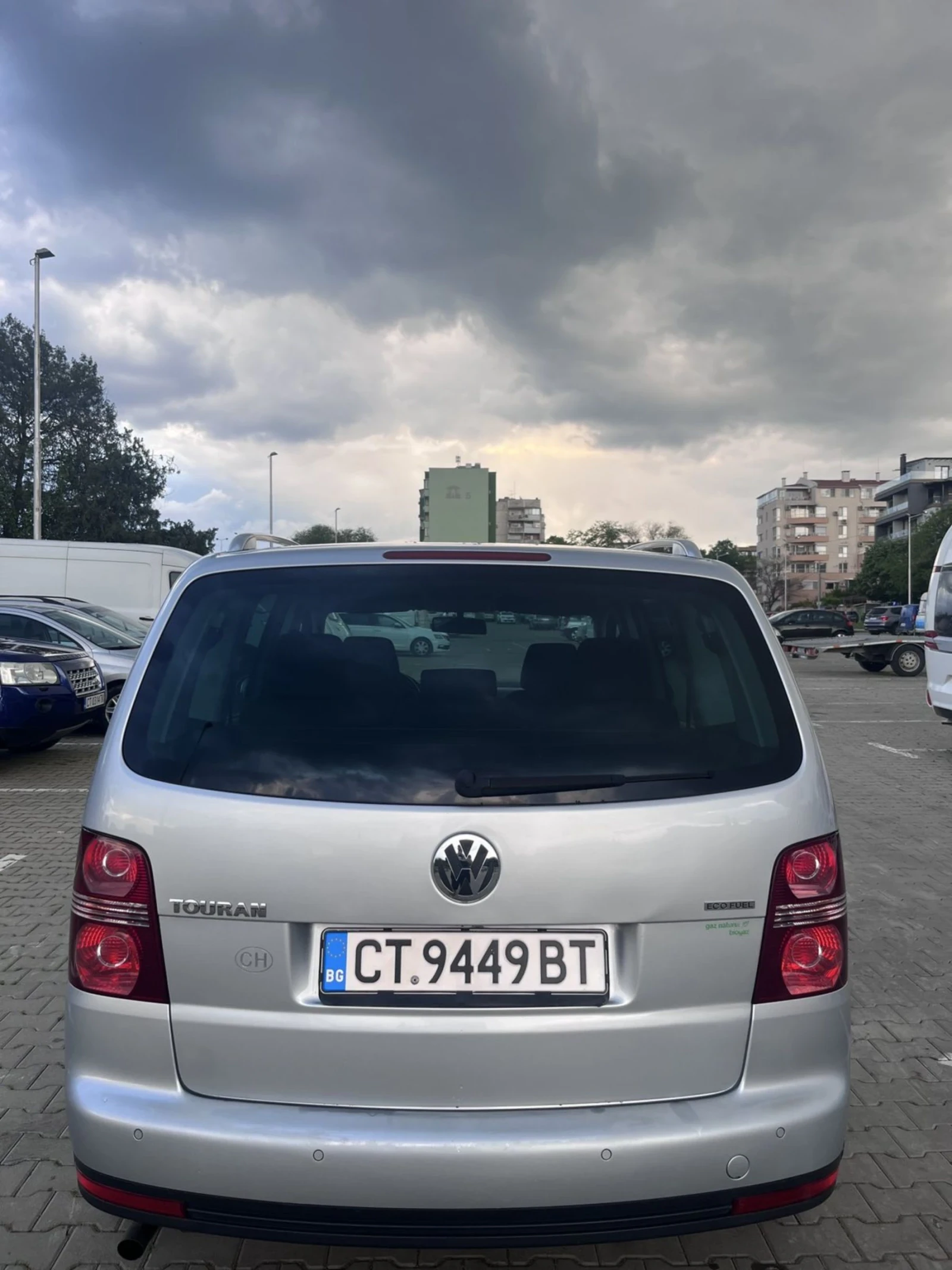 VW Touran 2.0 eco fuel - изображение 4