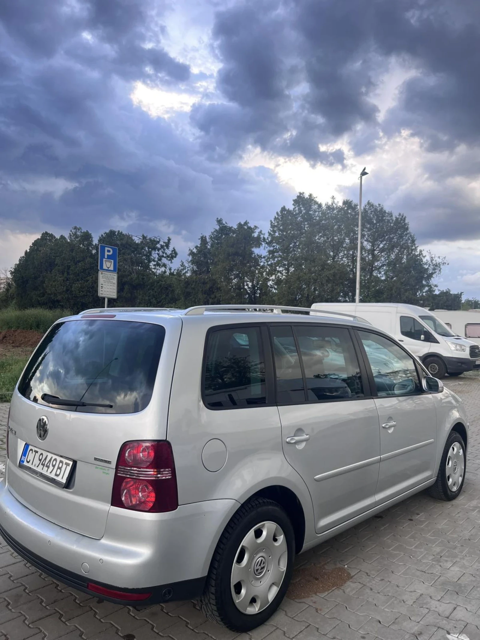 VW Touran 2.0 eco fuel - изображение 3