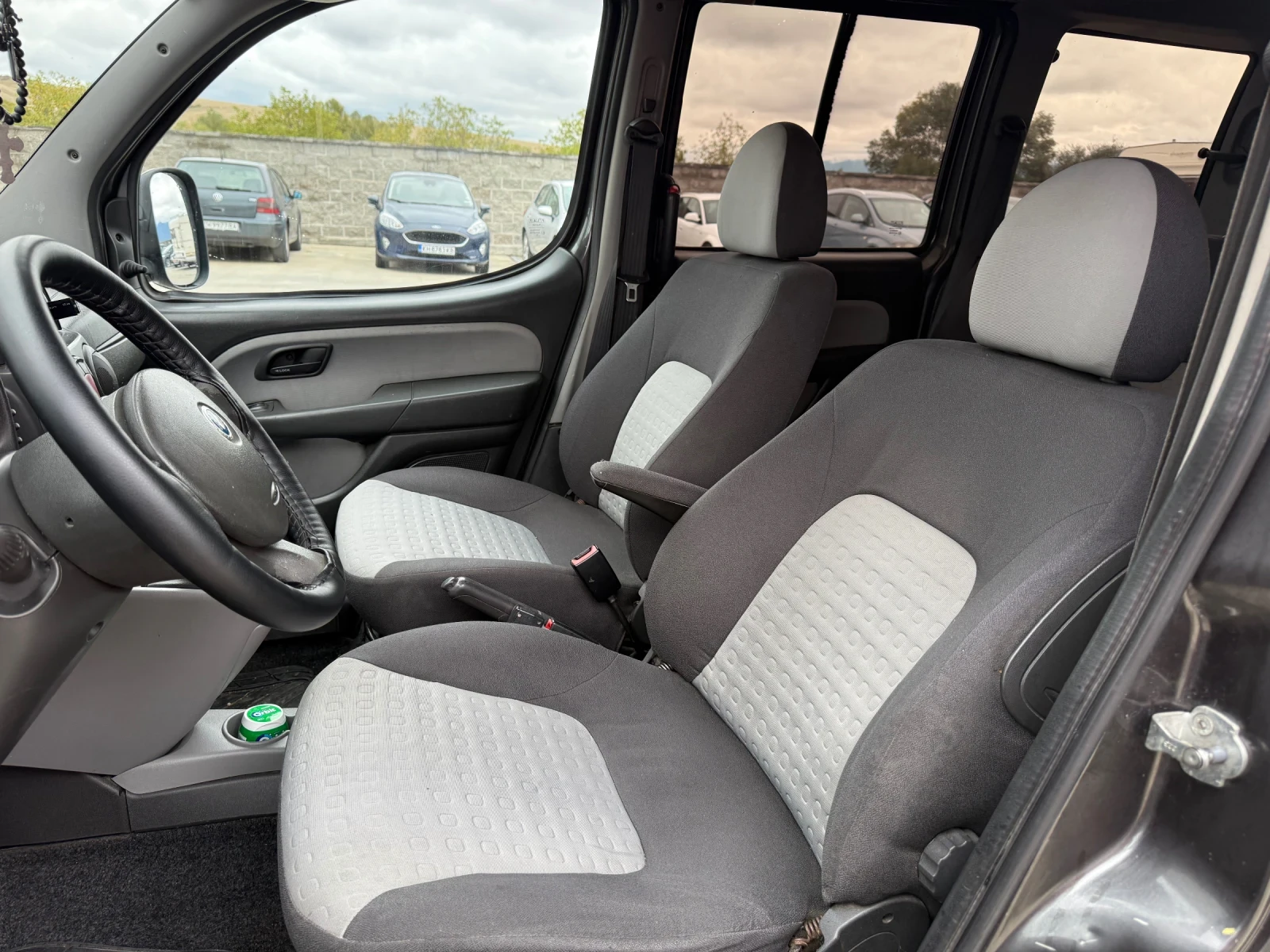 Fiat Doblo 1.3mJet * РЕГИСТРИРАН * ОБСЛУЖЕН * 5 ВРАТИ *  - изображение 9