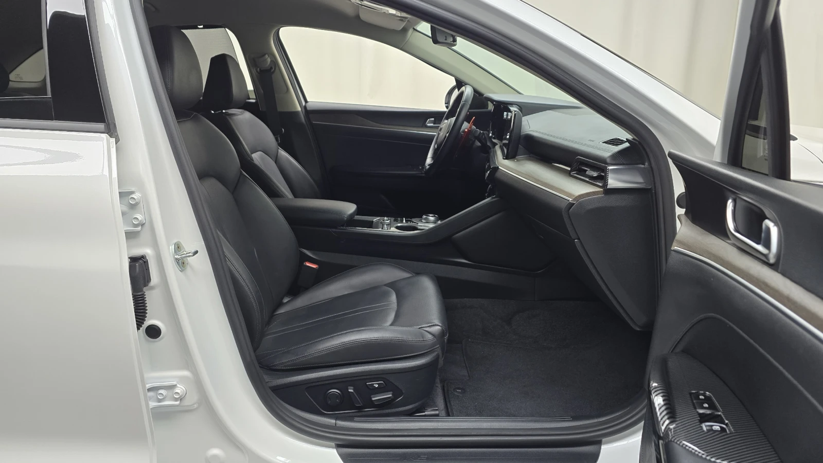 Kia K5 2.0 NOBLESSE autogeorge.com | Mobile.bg � ����������� 9