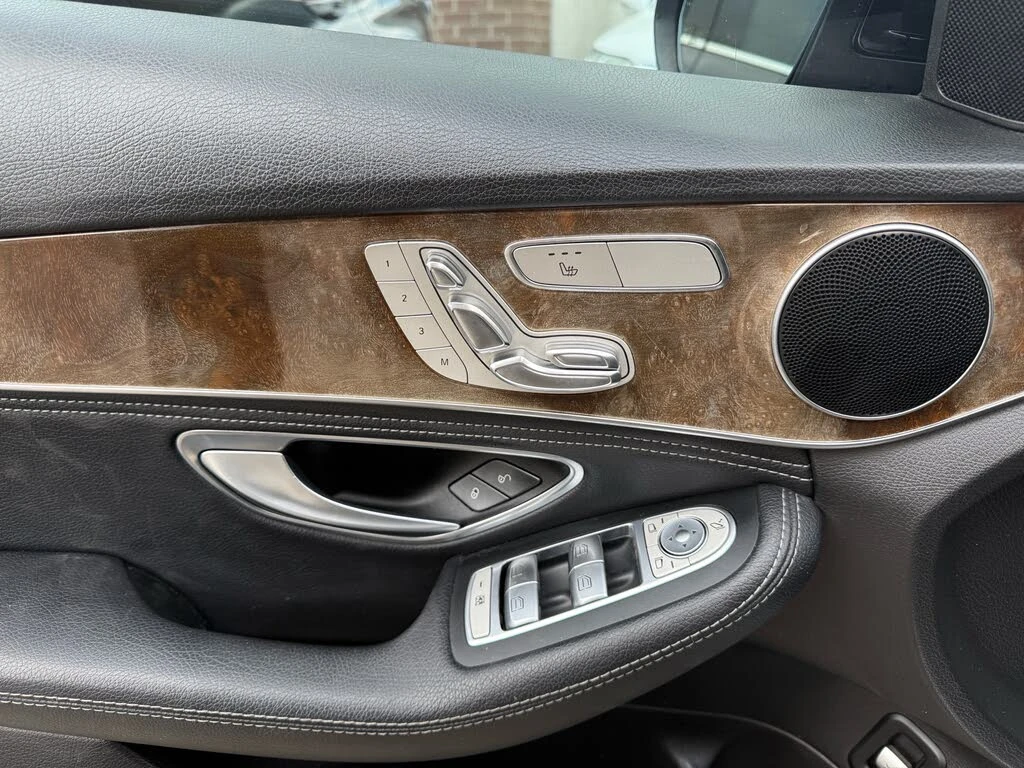 Mercedes-Benz C 300 4MATIC* ����������* (���� �� ��) | Mobile.bg � ����������� 10