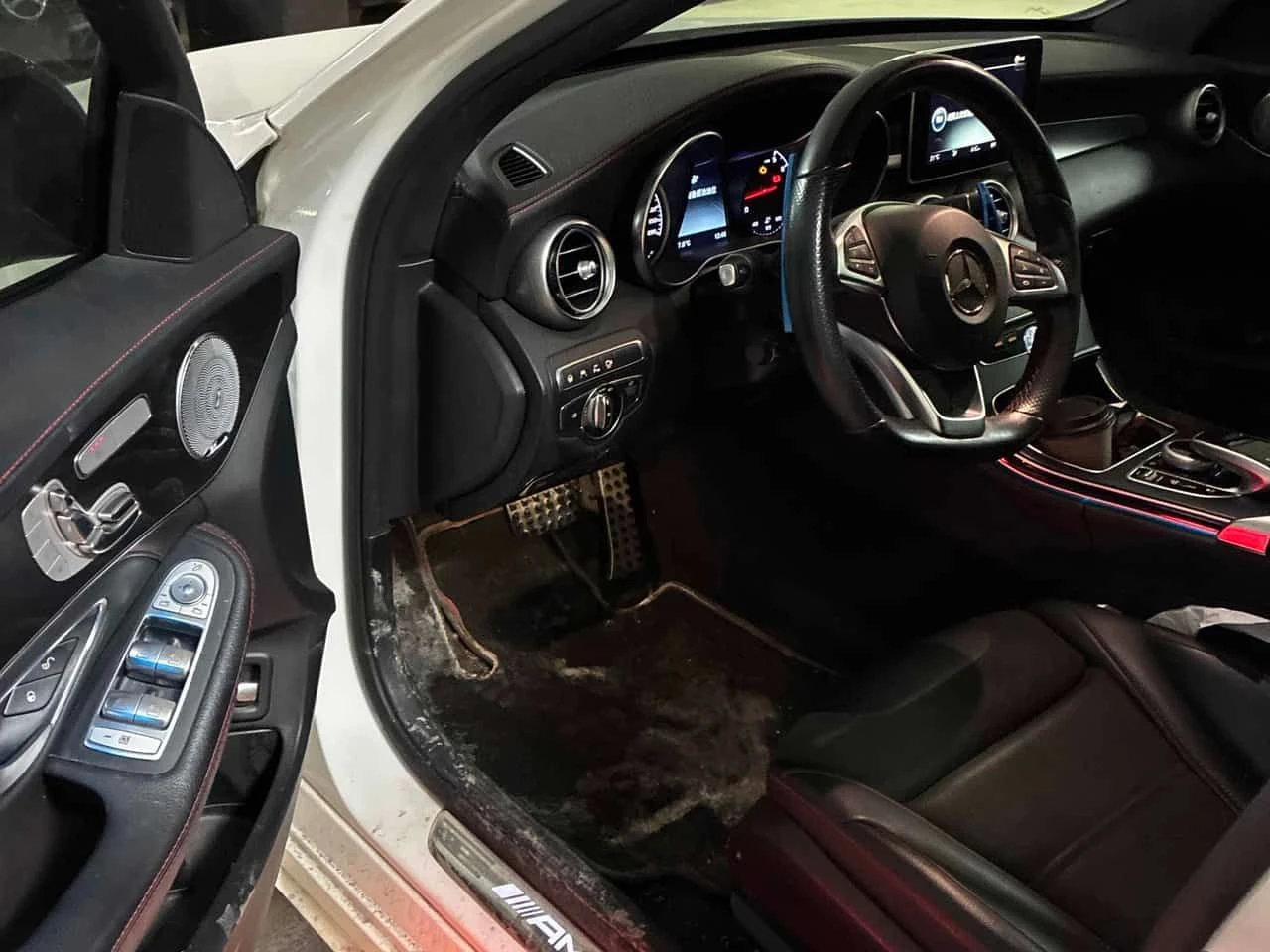 Mercedes-Benz C 43 AMG 4MATIC* DISTRONIC* BURMESTER* 360*  | Mobile.bg � ����������� 5