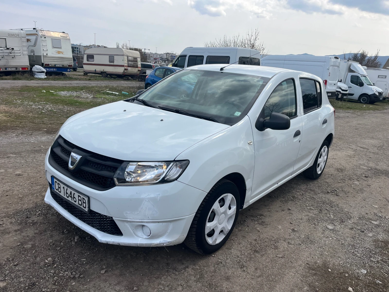 Dacia Sandero 1.2 Бензин Газ с ДДС N1, снимка 4 - Автомобили и джипове - 53999551