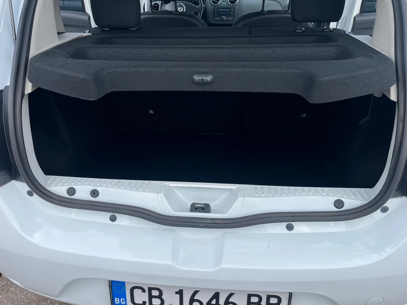 Dacia Sandero 1.2 Бензин Газ с ДДС N1, снимка 5 - Автомобили и джипове - 53999551