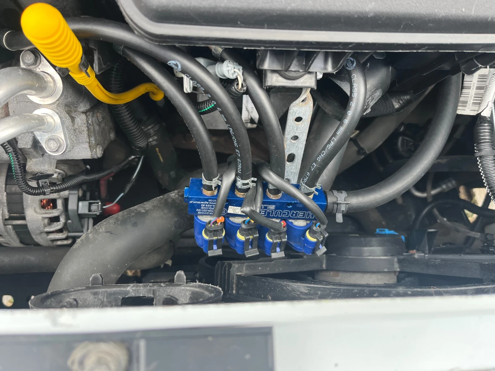 Dacia Sandero 1.2 Бензин Газ с ДДС N1, снимка 14 - Автомобили и джипове - 53999551