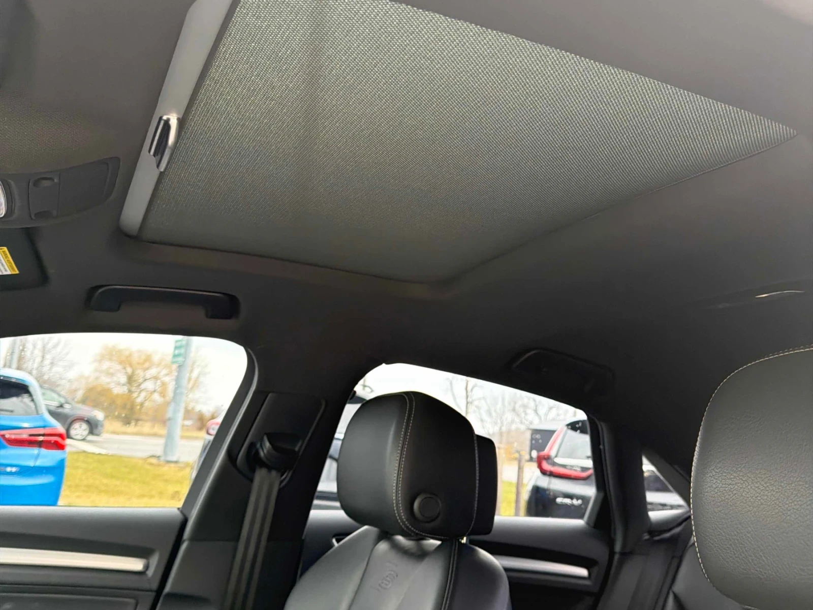 Audi A3 PROGRESSIV * CAR FAX * АВТО КРЕДИТ * КЛИП НА МОТОР, снимка 11 - Автомобили и джипове - 54044741