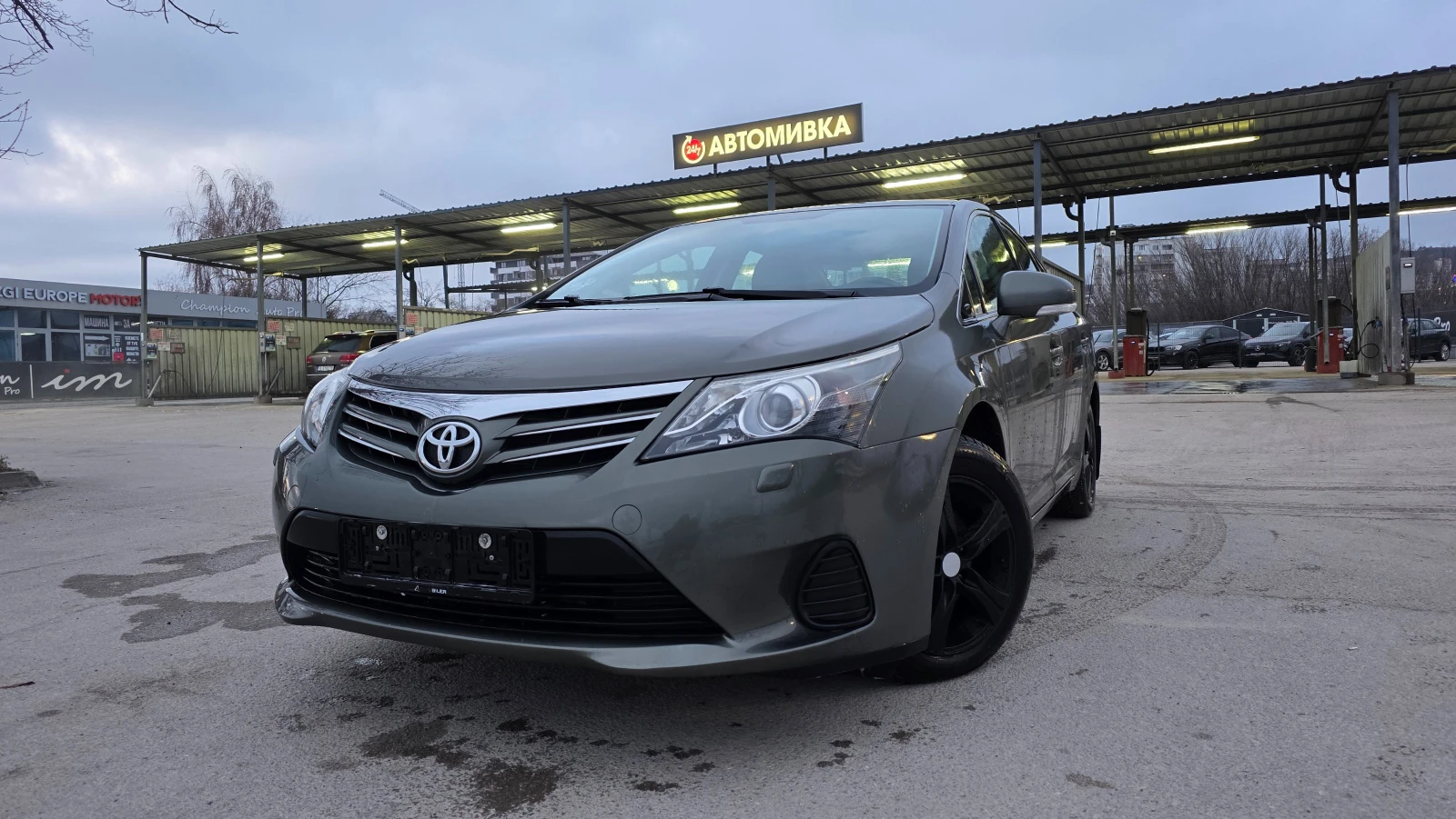 Toyota Avensis УНИКАТ/FACE LIFT, снимка 3 - Автомобили и джипове - 54096850