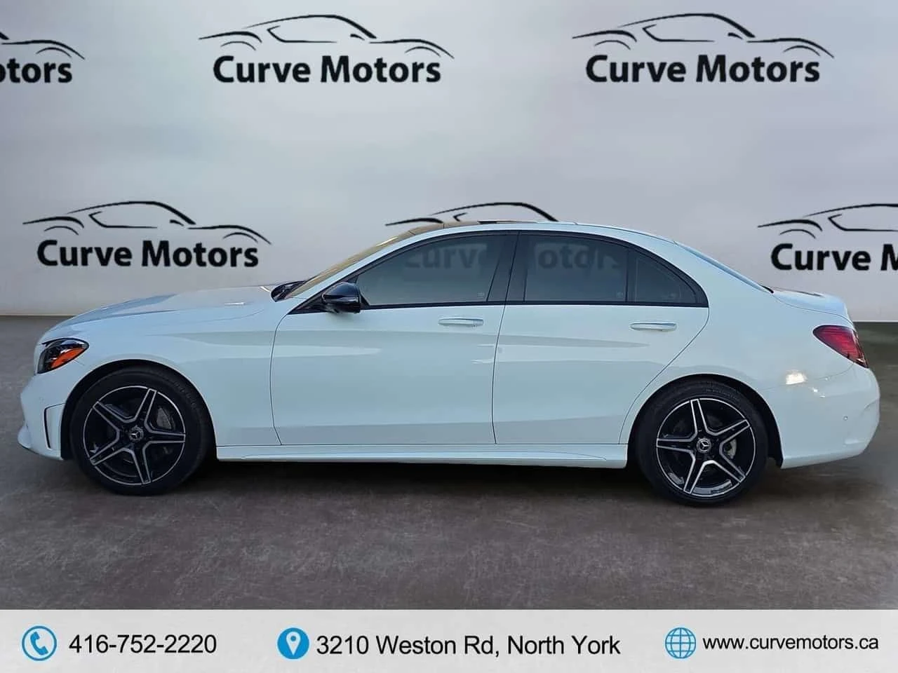 Mercedes-Benz C 300 АМГ ПАКЕТ/CARFAX /Кожа/Нави/Подгрев/Панорама, снимка 4 - Автомобили и джипове - 54468355