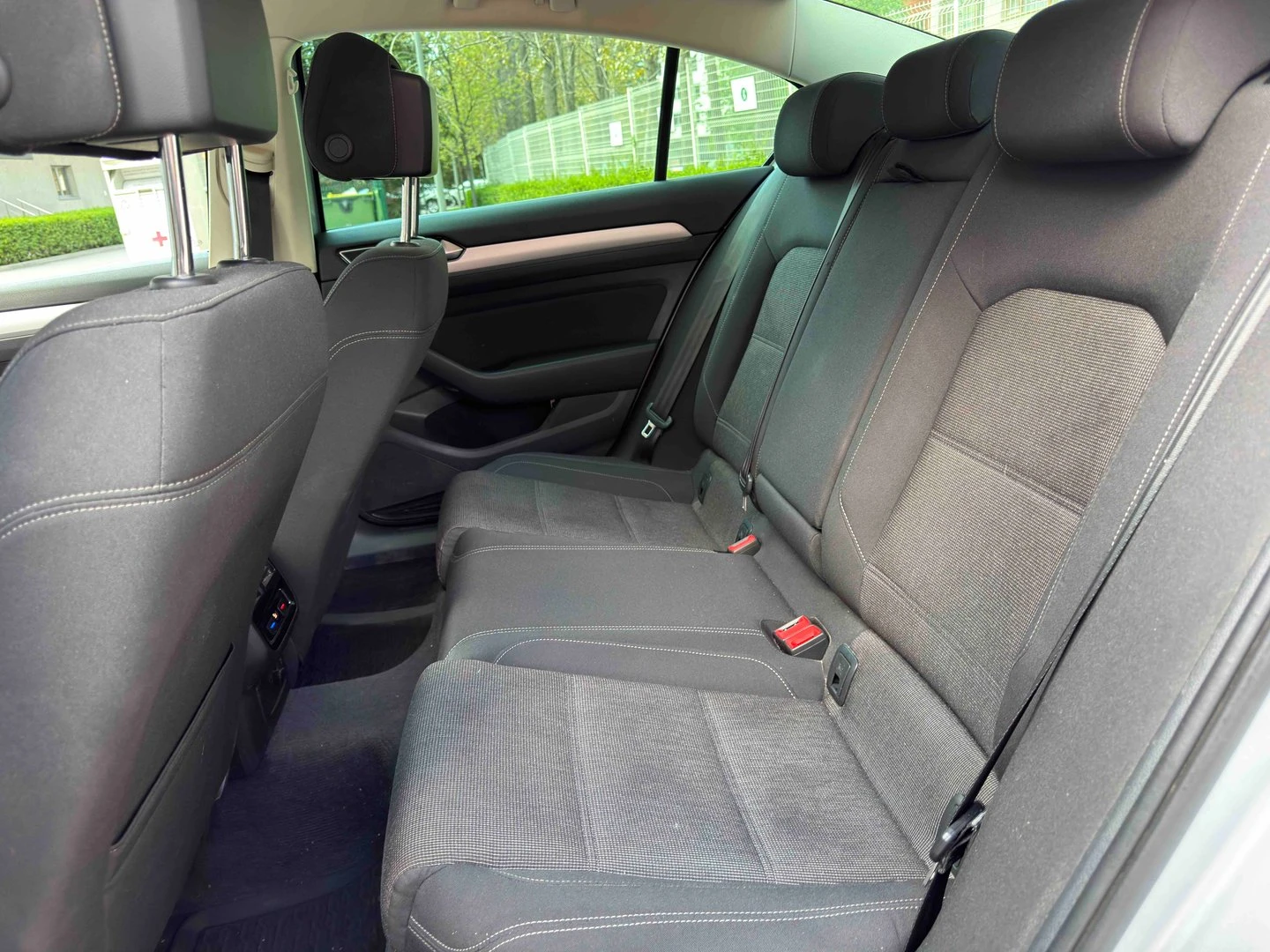 VW Passat, снимка 9 - Автомобили и джипове - 55044111
