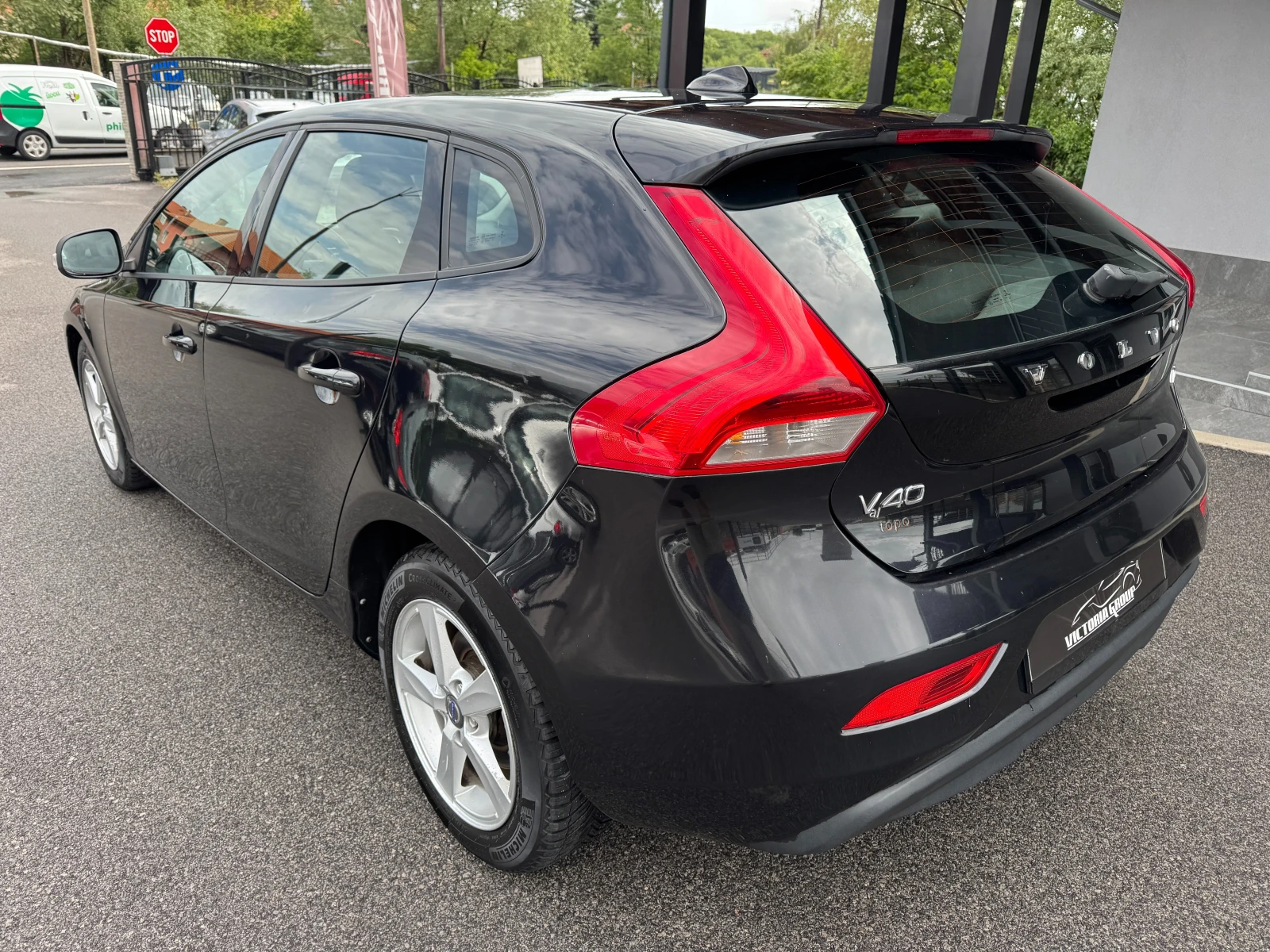 Volvo V40 1.6D НОВ ВНОС , снимка 6 - Автомобили и джипове - 54774309
