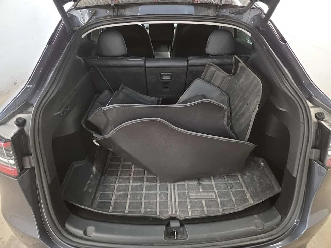 Tesla Model Y / LONG RANGE / ���������� ��� ������������ | Mobile.bg � ����������� 15