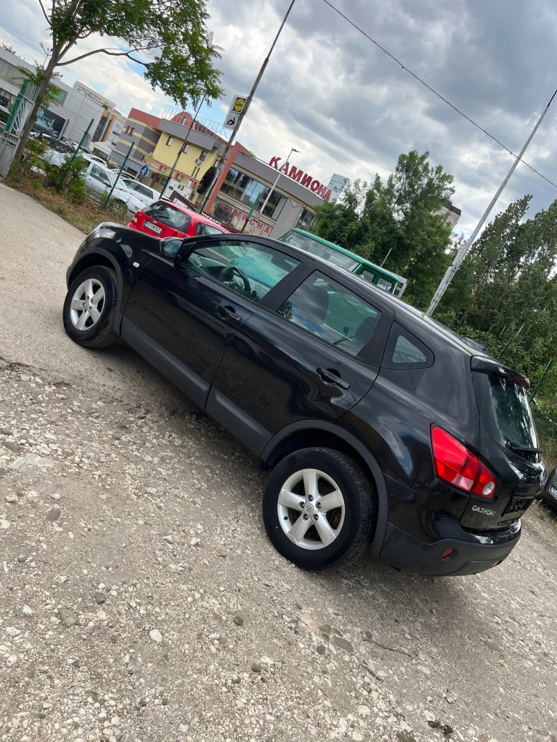 Nissan Qashqai СП1.5DCI/ЧЕРЕН ТАВАН/КЛИМАТРОНИК/РЕАЛНИ КИЛОМЕТРИ/, снимка 4 - Автомобили и джипове - 45608262