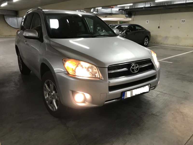 Toyota Rav4 2.2 D-4D, снимка 4 - Автомобили и джипове - 48335868