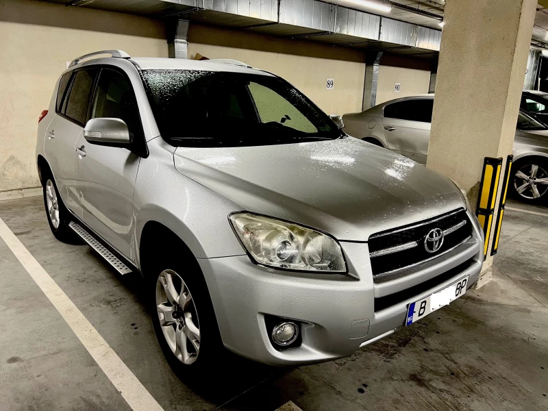 Toyota Rav4 2.2 D-4D, снимка 1 - Автомобили и джипове - 48335868