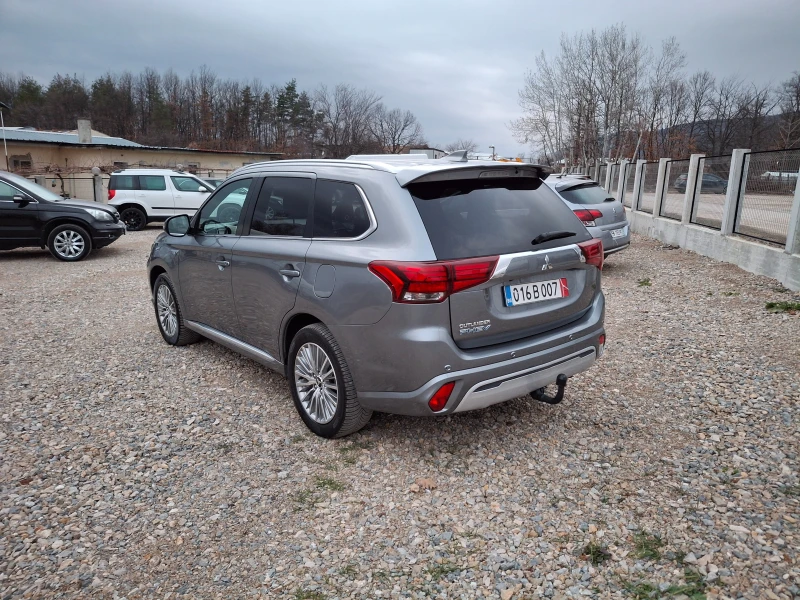 Mitsubishi Outlander 2.4 Plug-in хибрид, снимка 8 - Автомобили и джипове - 48998023