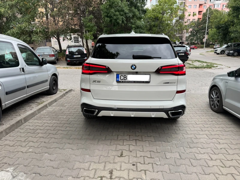 BMW X5 3.0d, M Paket, Laser, Air suspension, 6+ 1 Seats , снимка 4 - Автомобили и джипове - 52747651