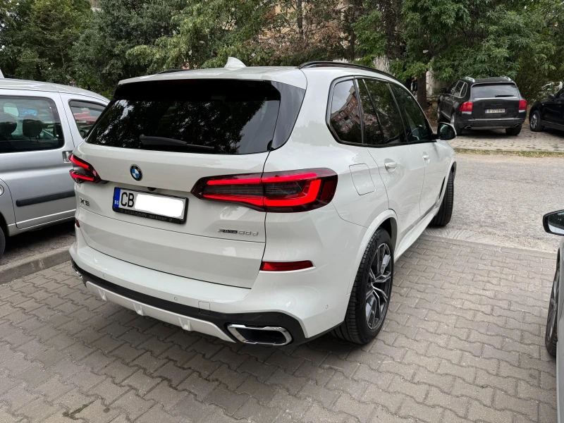 BMW X5 3.0d, M Paket, Laser, Air suspension, 6+ 1 Seats , снимка 5 - Автомобили и джипове - 52747651
